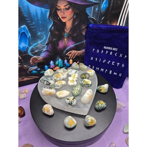 Tree Agate Gemstone Divination Rune Set - Picture 3 of 5